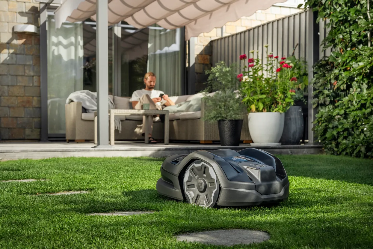 Husqvarna Automower® 305E NERA Mähroboter – Bild 2